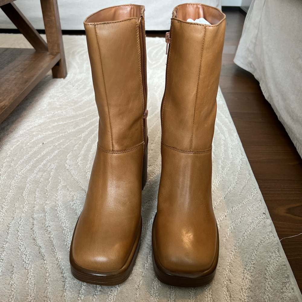 Tan Steve Madden boots